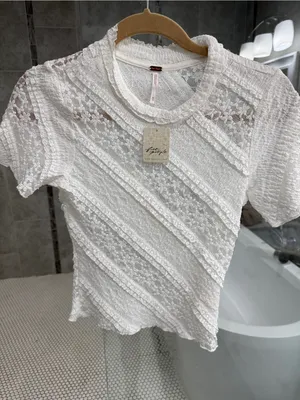 Free People White Lace Textured Short Sleeve Top - XS *NWT thumbnail 2