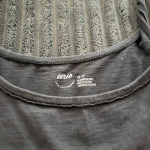 Aerie Cropped Twisted Tank Top thumbnail 2