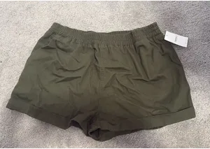 Forever 21 Green shorts thumbnail 1