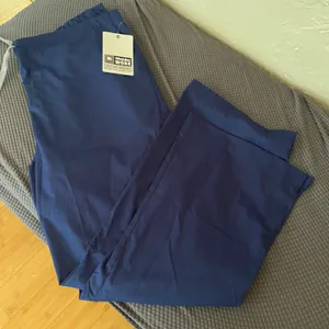 WonderWink WonderWORK Unisex Drawstring Cargo Pant in Galaxy Blue thumbnail 2