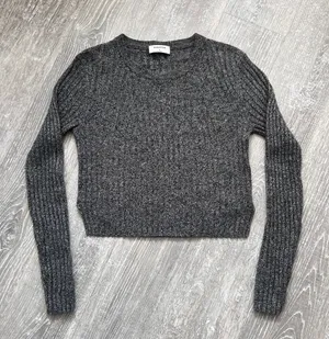Aritzia Babaton Cropped Gray Wool Sweater thumbnail 1