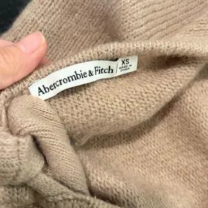 Abercrombie & Fitch Womens XS Tan‎ Reversible Tie Balletcore Cropped Cardigan thumbnail 8