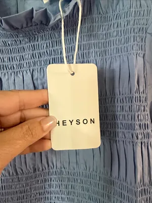 Heyson Ruffle thumbnail 2