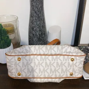 Michael Kors Signature MK Vanilla Acorn Fulton Chain Leather Tote EUC thumbnail 9