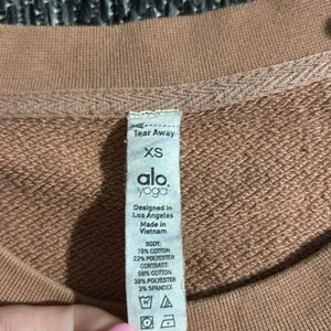 Alo Yoga Fade Long Sleeve Pullover Slash Out Distressed Henna Size XS thumbnail 3