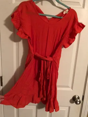 Red Dress thumbnail 2