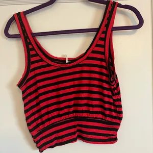 Kirra striped crop top thumbnail 3