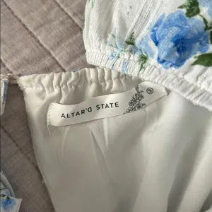 Altar'd State white blue floral romantic Milk made cottage puff sleeve crop S​ thumbnail 5