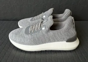 PETER MILLAR Women's Gray Trainers Sneakers Size 7.5 NEW NWOB thumbnail 1
