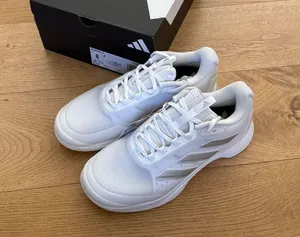 Adidas - Avacourt 2 Tennis Sneakers in White thumbnail 1