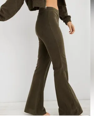 NWT Aerie Groove on Rib Velour Flare Pants thumbnail 1