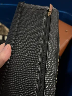 Guess Black Textured Zip-Around Wallet with Gold Trim thumbnail 4