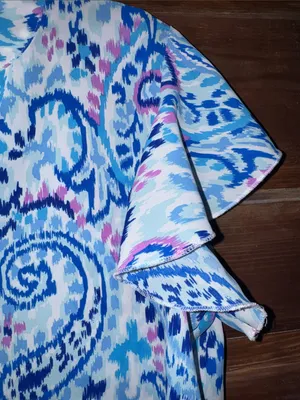 SHEIN Blue Paisley V-Neck Flutter Sleeve Blouse thumbnail 3