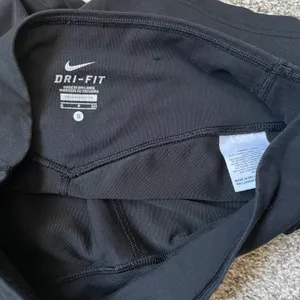 Nike Black Dri-Fit Shorts thumbnail 3