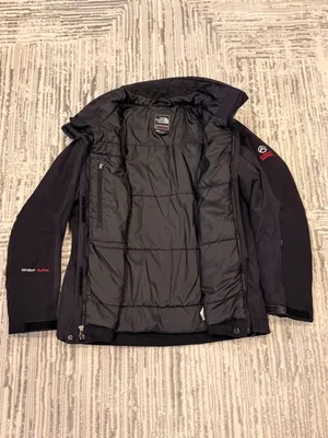 The North Face women's m Black Hyvent Alpha Summit Series waterproof Winter coat thumbnail 5