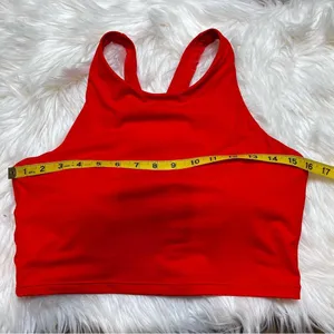 Athleta Conscious Crop A-C Cup Sports Top. Size Medium. thumbnail 2