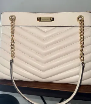 Michael Kors Purse thumbnail 1