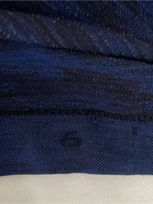 Lululemon Swiftly Navy & Black Short-Sleeve Tee Size 6 thumbnail 8