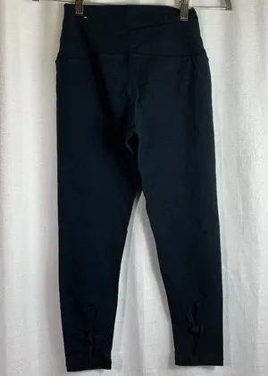 AERIE Capri Chill.Play.Move. legging stretch Pants Black Medium thumbnail 1
