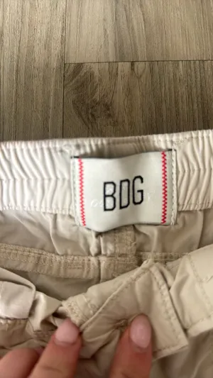BDG Urban Outfitters Y2K Cargo Low-Rise Pants thumbnail 2