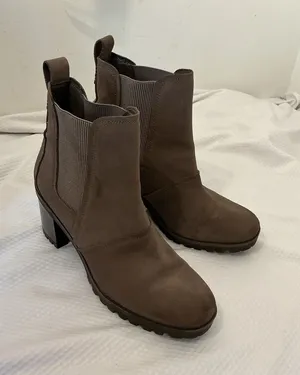 UGG Taupe Suede Chelsea Block Heel Ankle Boots thumbnail 1
