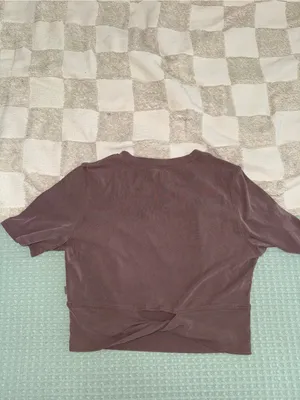 Lululemon Twist-Back Ribbed Short-Sleeve Shirt thumbnail 3