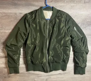 Tilly’s Sherpa Lined Bomber Jacket thumbnail 3