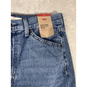 Levi Women High-Rise Back Slit Skirt 27 NWT thumbnail 3