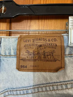 Levi's Light Blue High-Rise Rolled Hem Denim Shorts 954 shorts size 9 thumbnail 5