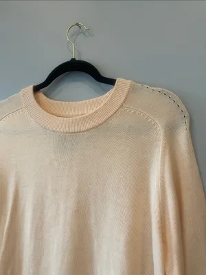 Light Peach Crewneck Sweater size  large brand new thumbnail 2
