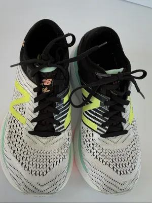 New Balance Women's Running Shoes - White, Black & Neon Yellow Accents thumbnail 7