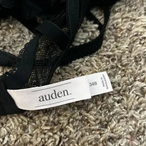 Black lace bra Size undefined thumbnail 3