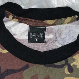 COPY - MOVING SALE! NWOT Kylie shops camo shirt thumbnail 2