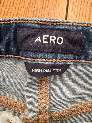Aero High Rise Midi Denim Shorts, Size 4 thumbnail 4