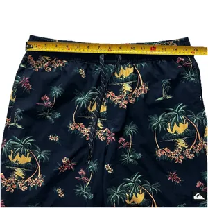 Quicksilver Everyday Scenic Volley Shorts Mens M Swim Trunks Hawaiian Island thumbnail 7