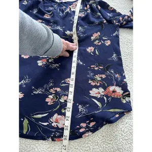 Fun2Fun Navy Blue Floral Boho Kenmore Split Neck Stretch Blouse Size S thumbnail 9