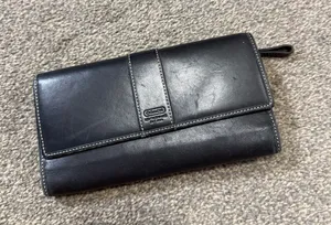 Vintage Coach Signature Black Leather Slim Trifold Long Wallet thumbnail 1