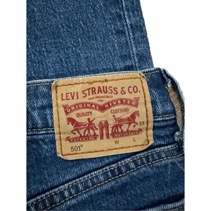 Levi’S 501® Original Fit Raw Hem‎ High Rise Women'S Jeans Sz 26 thumbnail 4