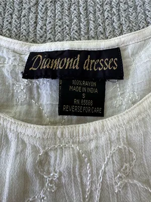 Vintage Diamond Dresses Ivory Floral Embroidered Tie Back Sleeveless Maxi Dress thumbnail 6