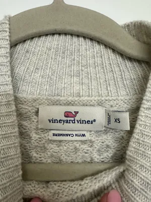 Vineyard Vines Sweater thumbnail 3