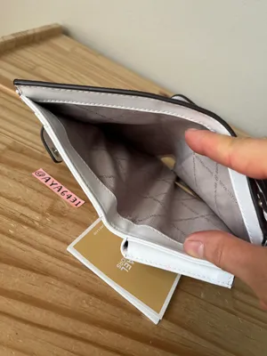 Michael Kors Wallet thumbnail 7