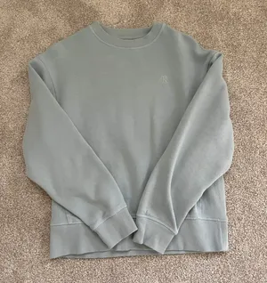 Calvin Klein Crewneck thumbnail 1