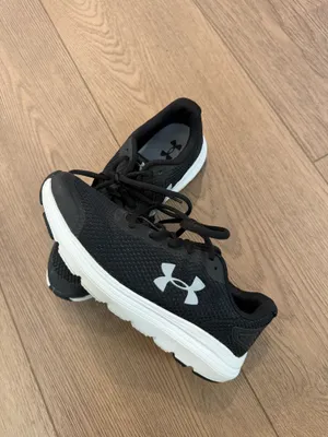 Under Armour Black running shoes thumbnail 2
