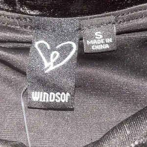 WINDSOR Elegant Black Off-Shoulder Home Coming Dress Size Small thumbnail 5