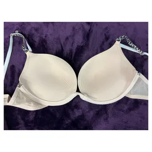 Victoria’s Secret Push-Up Plunge thumbnail 2