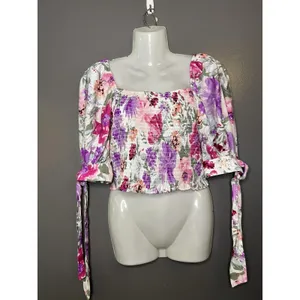 Express Blouse Womens Medium Pink Purple Floral Smocked Puff Sleeve Cropped Top thumbnail 2