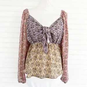 Buckle Floral Chiffon Keyhole Top Size Medium thumbnail 3