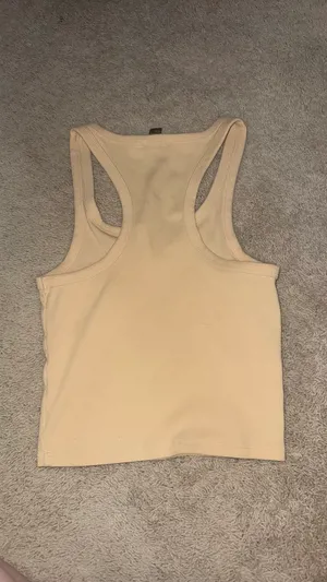 Tank Top Forever 21 thumbnail 2
