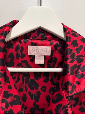 Cabernet red and black Satin Leopard Print Button Down Pajama Top Size M thumbnail 2