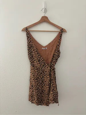 Reformation leopard print wrap mini thumbnail 2